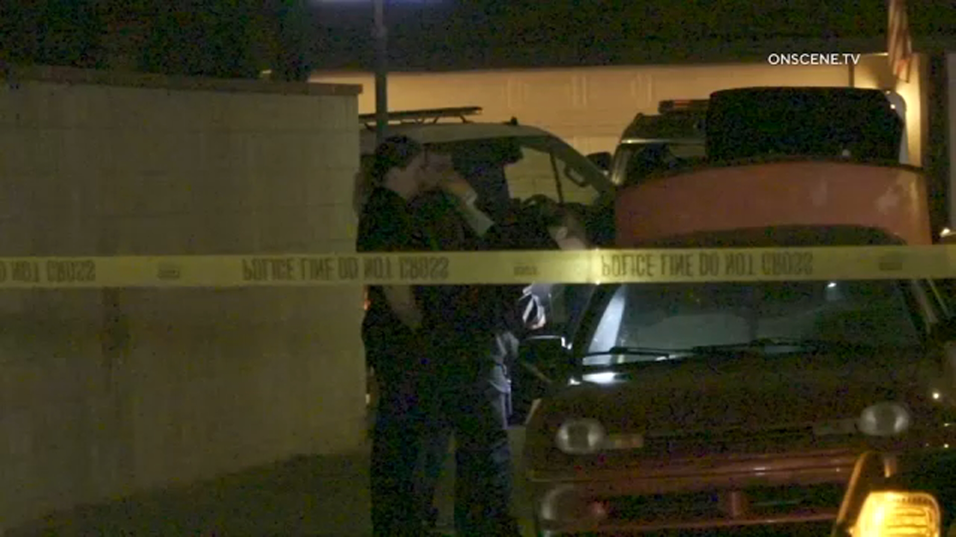 Hallan a mujer muerta en el maletero de un auto en Huntington Beach