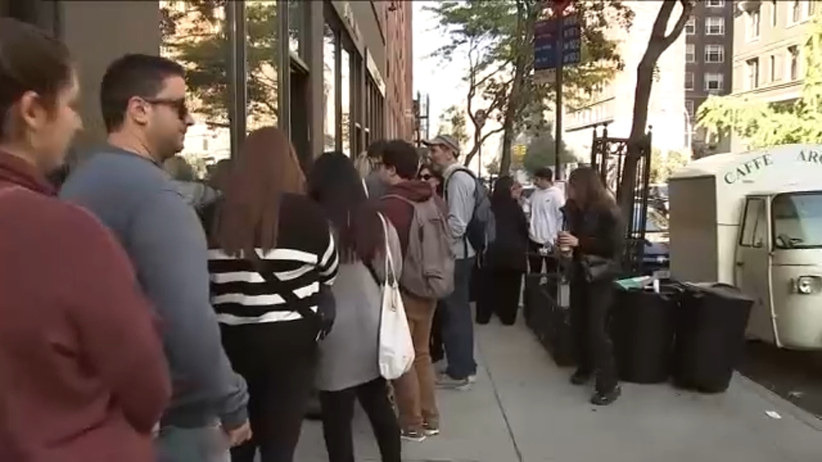 Upper East Side community rallies around café owner after workers walk out in protest over conflict in Gaza - Vimarsana News