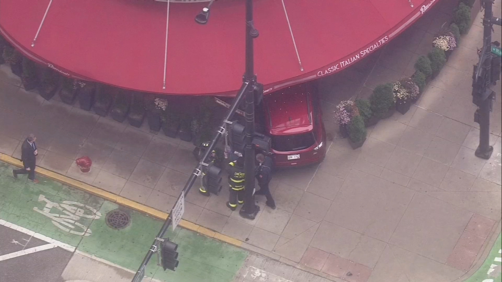Chicago Loop car crash today: Vehicle jumps curb into Petterino's outdoor area at North Dearborn Street and West Randolph Street - Vimarsana News