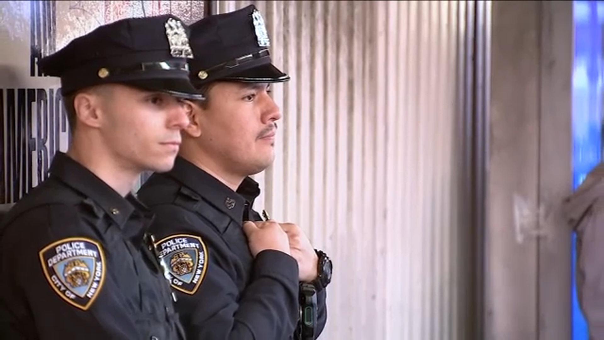 Hero officers speak out after rescuing man who fell on subway tracks