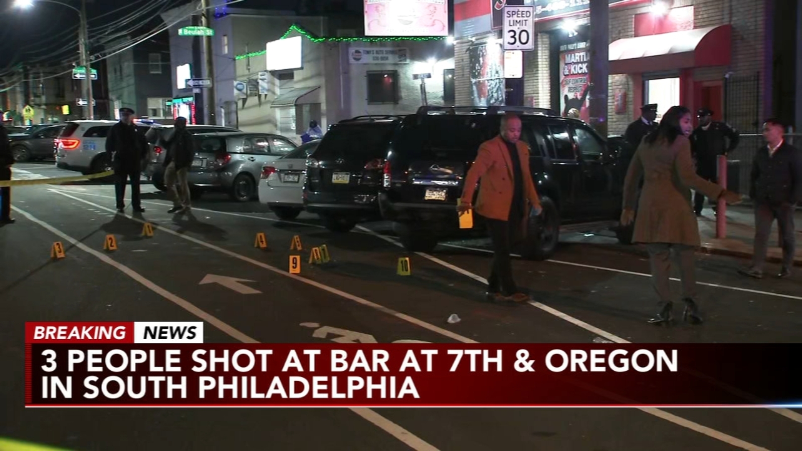 Philadelphia shooting: 3 people shot, injured after gunfire erupts ...