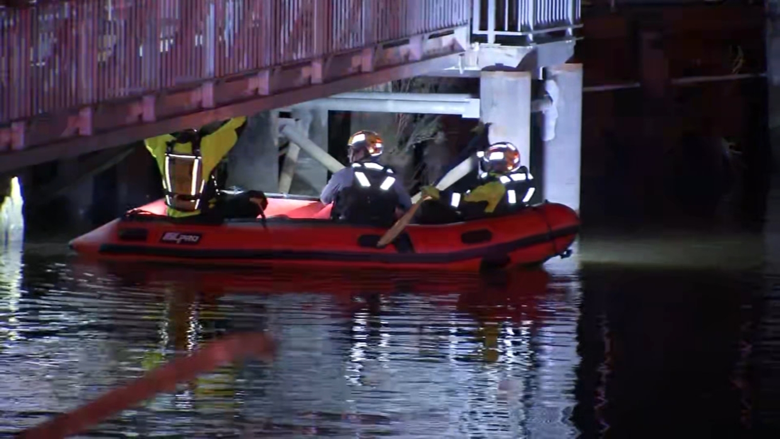 Man rescued from Delaware River after stopped by Philadelphia police in ...