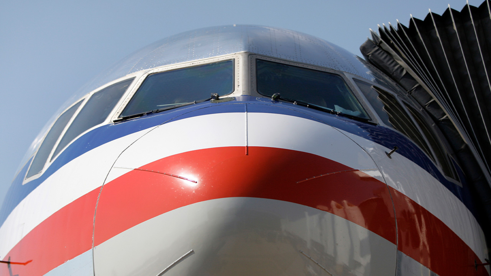 Woman ordered to pay nearly 39K for threatening American Airlines flight crew