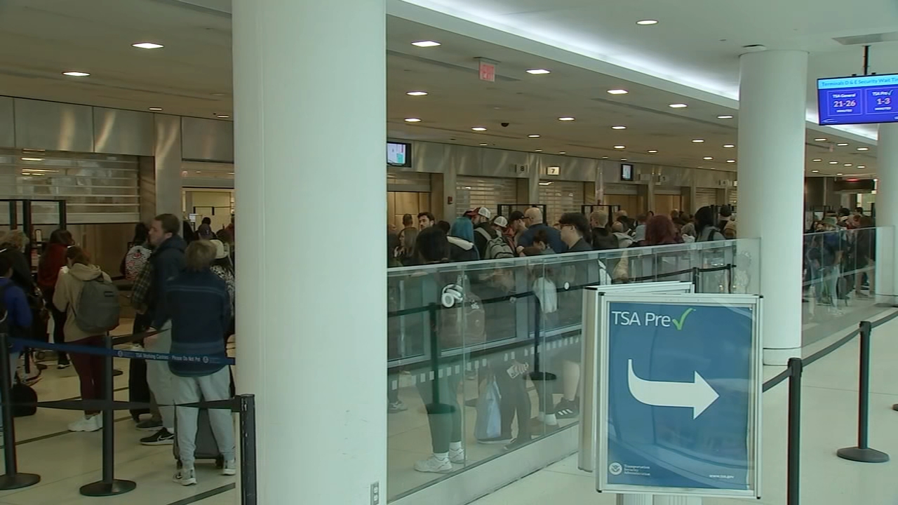 TSA, AAA bracing for record-breaking holiday travel this Thanksgiving