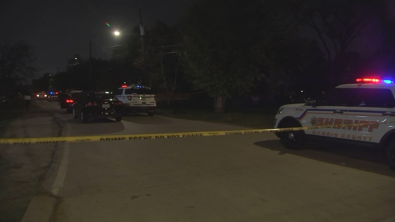 Road rage shooting victim dies after he was shot while getting food