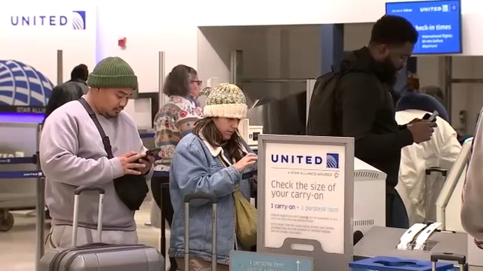 Flight canceled or delayed? 7 On Your Side's holiday air travel tips - Vimarsana News
