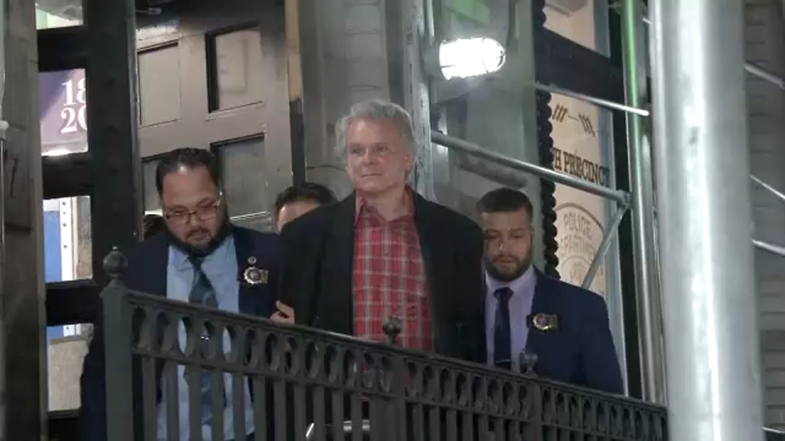 Former Obama adviser Stuart Seldowitz in custody after halal cart confrontation NYPD opens hate crime investigation  WABCTV Former Obama adviser Stuart Seldowitz in custody after halal cart confrontation NYPD opens hate crime investigation  WABCTV