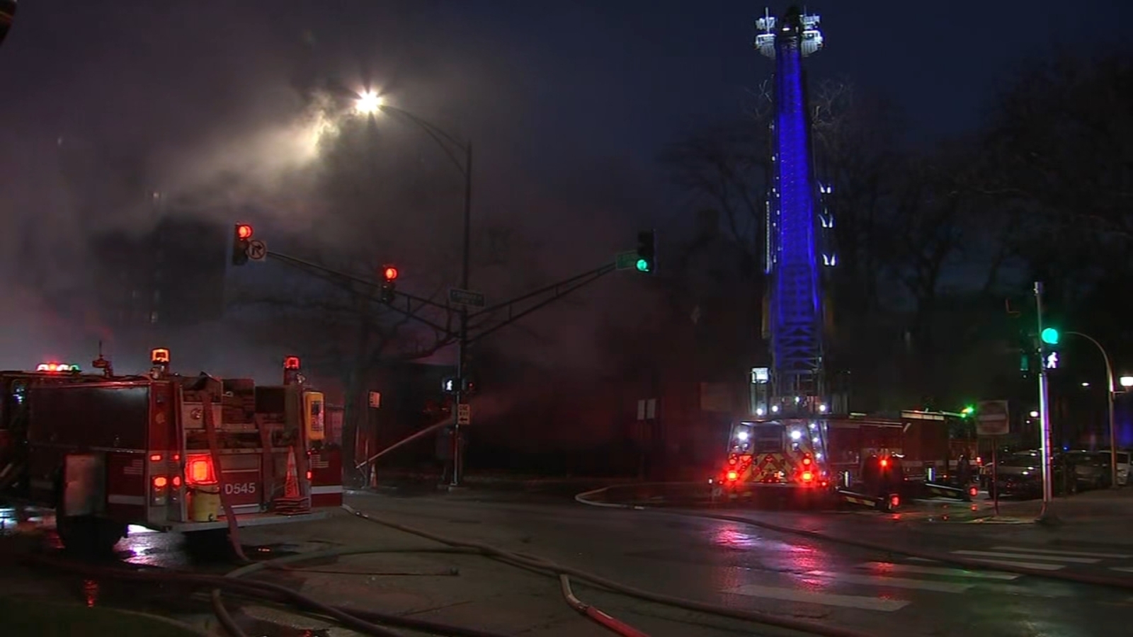 Chicago Fire Department battles extra-alarm Edgewater blaze - Vimarsana News