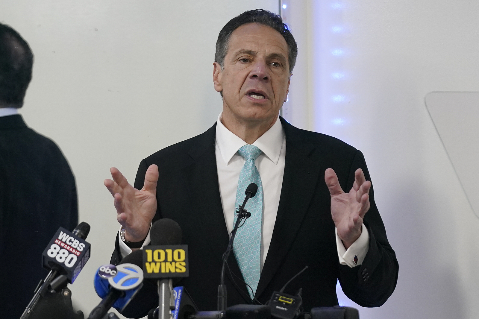 Former New York Governor Andrew Cuomo accused of sexual harassment by ex-aide Brittany Commisso in lawsuit - Vimarsana News