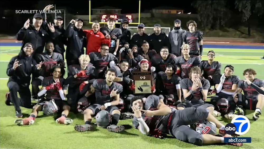 Riverside school for deaf honored for 2nd state football title