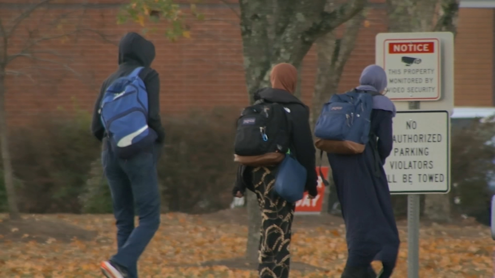 Southeast Raleigh High School | Classes resume at high school two days after deadly stabbing of 15-year-old Delvin Ferrell - Vimarsana News