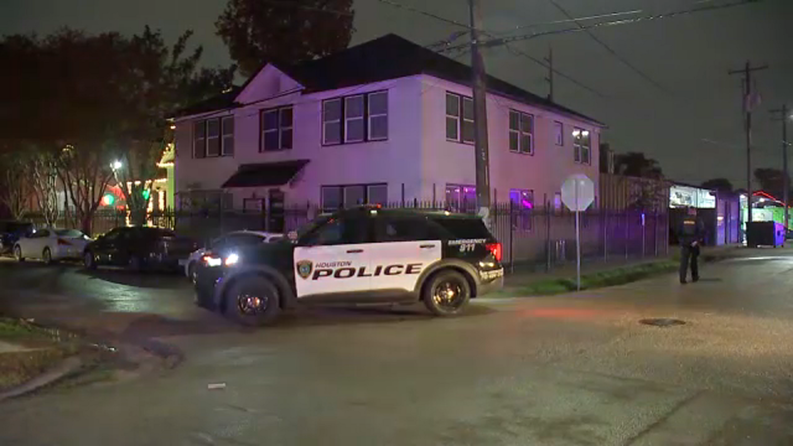 Montrose bar shooting Armed suspect wanted after shooting 2 men while walking outside bar on