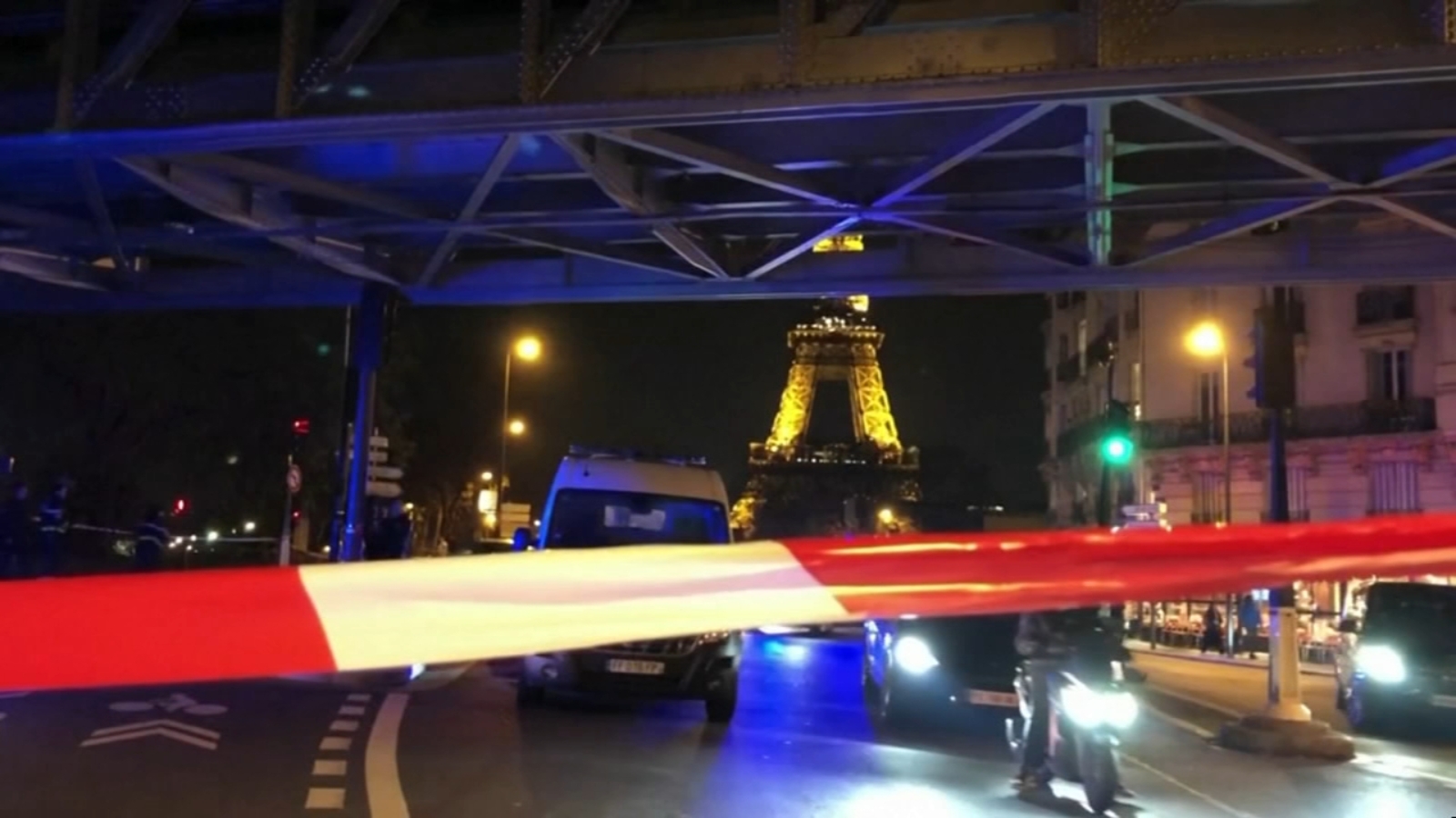 German tourist killed in Paris attack near Eiffel Tower, 2 injured; investigators look into suspect's mental health - Vimarsana News
