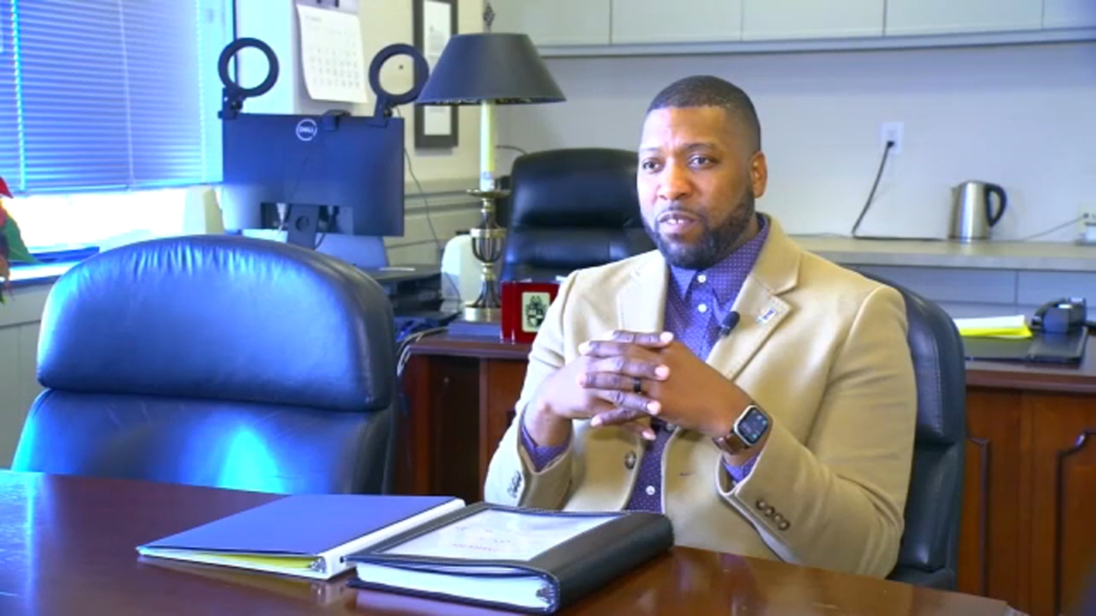 Mayor Leonardo Williams | Durham's new leader talks police staffing and apprenticeship program for teens - Vimarsana News