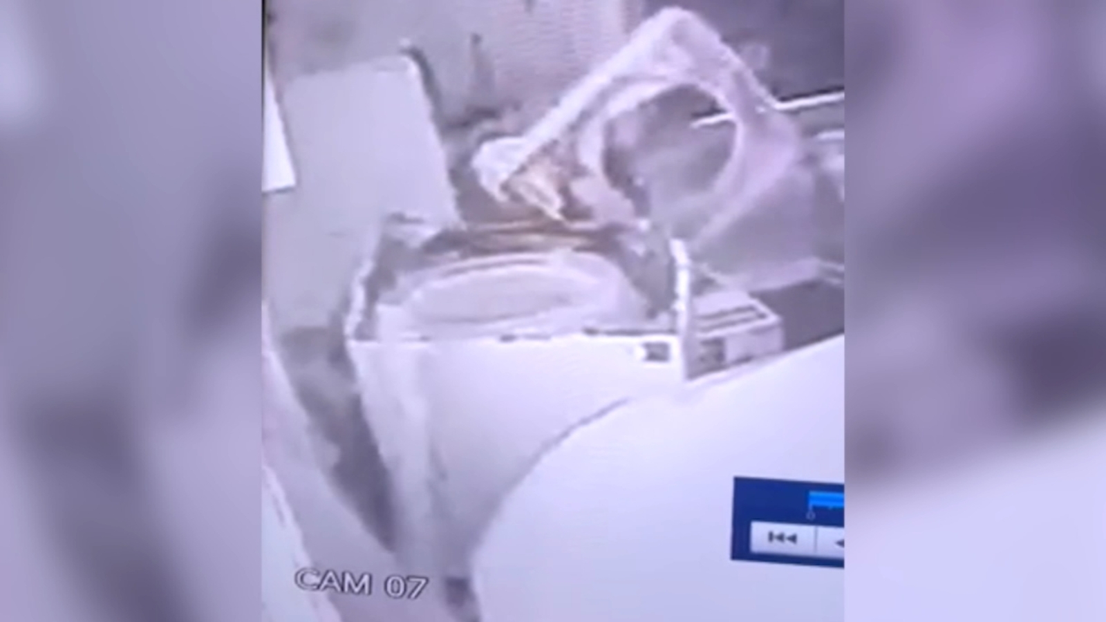 Recalled Samsung washing machine explodes and it's all caught on camera ...