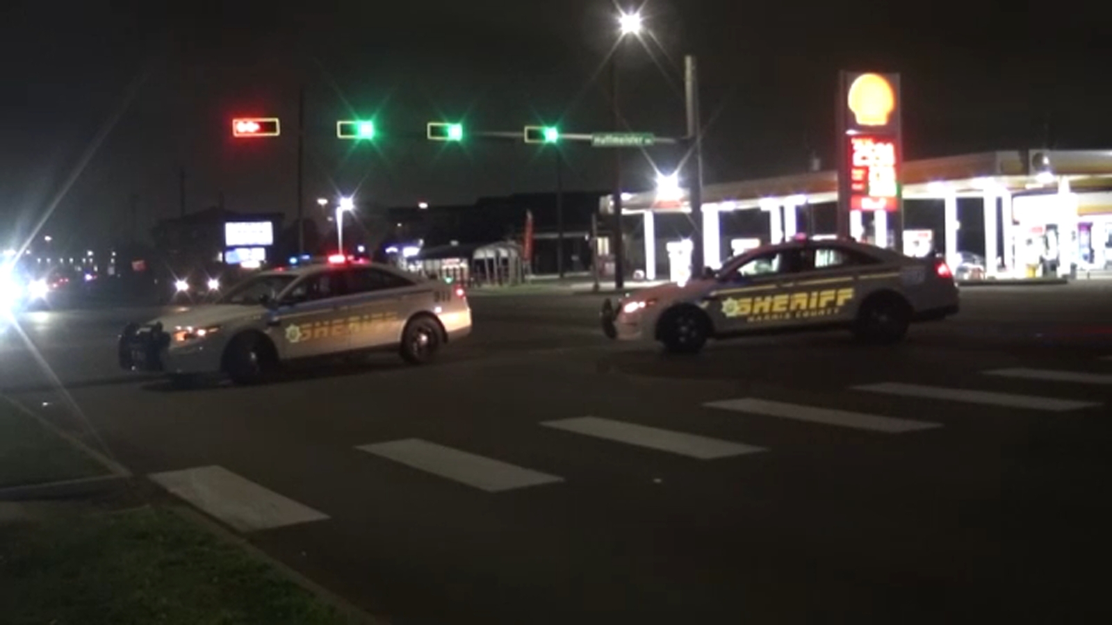 Pedestrian hit by car and killed while trying to cross Highway 6 near Huffmeister in northwest Harris County, deputies say - Vimarsana News