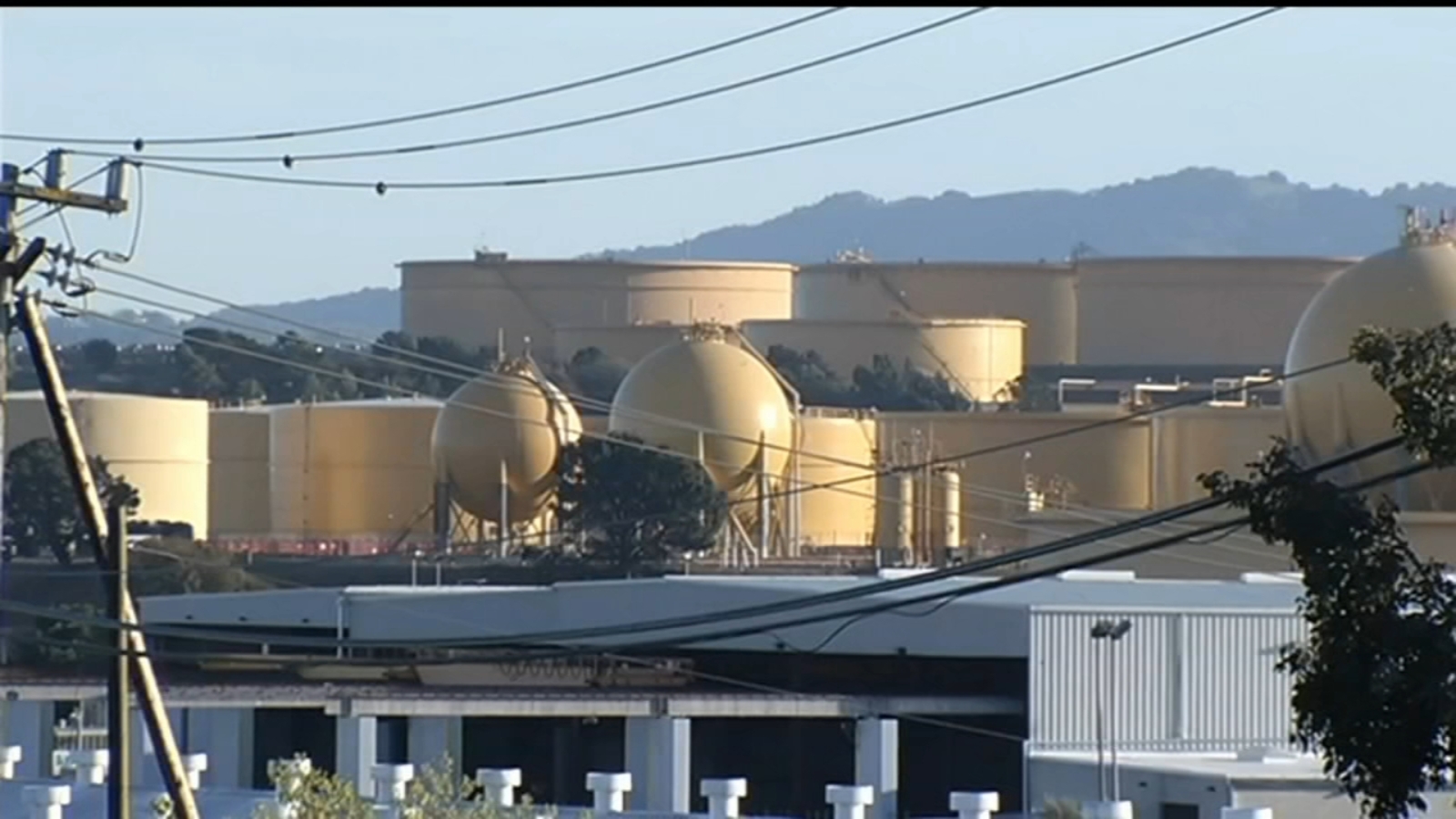 Public nuisance notice of violation issued to Richmond Chevron Refinery during odor inspection by Air Quality Management District - Vimarsana News