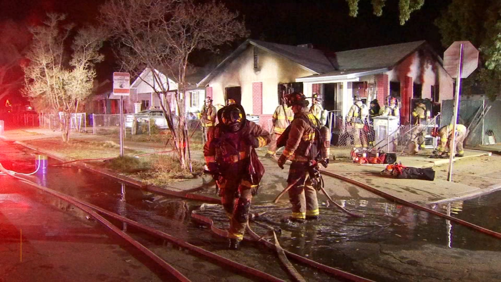 Vacant home destroyed by fire in southwest Fresno - ABC30 Fresno