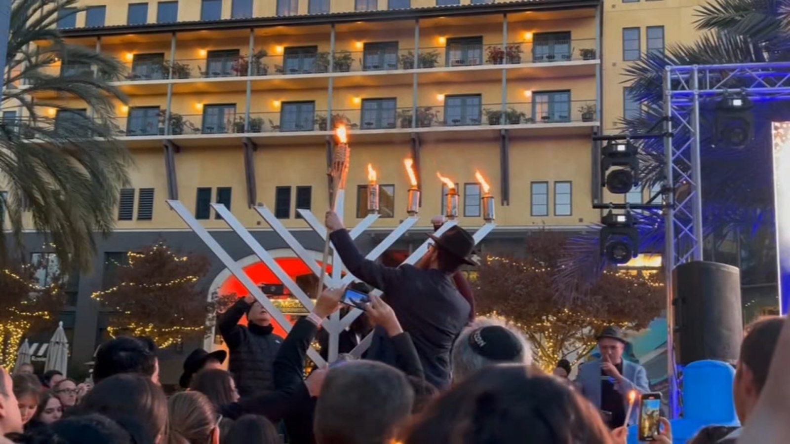 Hanukkah Menorah lighting at Santana Row in San Jose sends message of