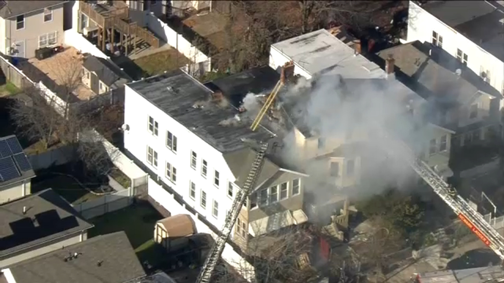 1 dead in fire in West Orange, NJ; cause under investigation