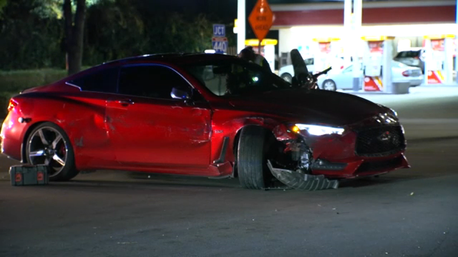 Stolen vehicle crashes into trooper, 1 other vehicle in Raleigh