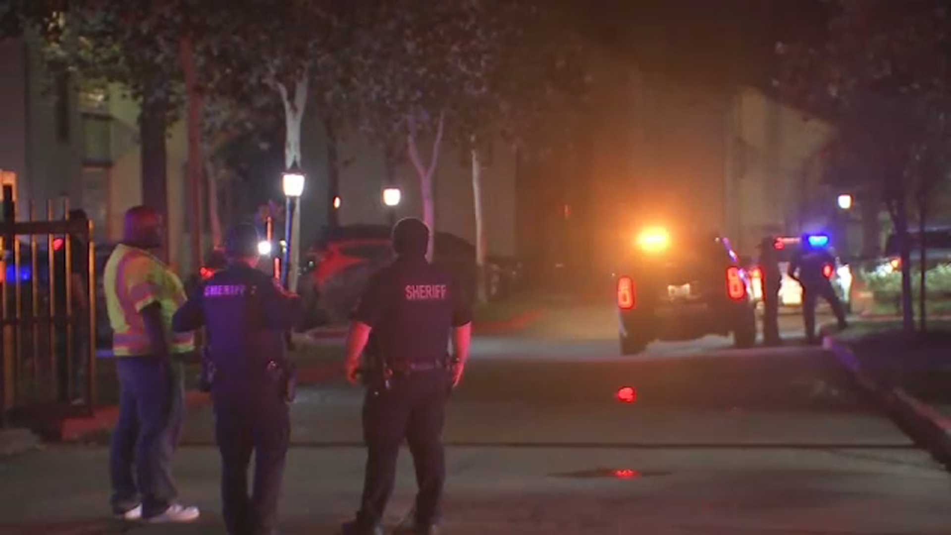 Man accused of killing girlfriend returned child before fleeing: HCSO