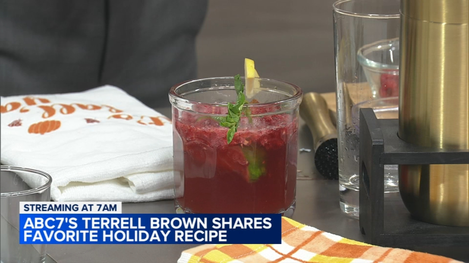 ABC7's Terrell Brown makes favorite holiday recipe ABC7 Chicago