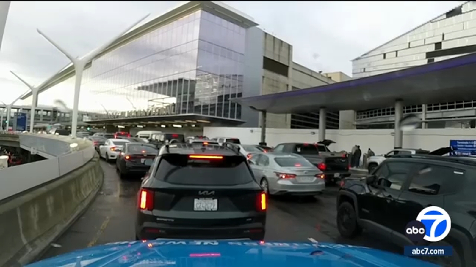 Rain moving through SoCal could delay your holiday travel What you