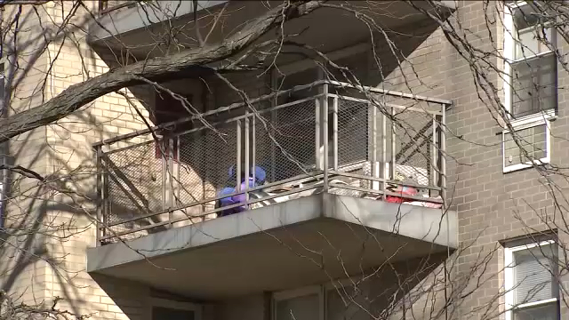 Residents told to stay off balconies at Bronx apartment building