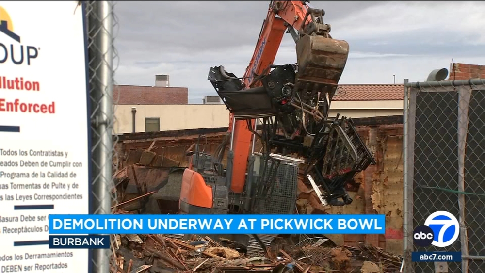 Demolition underway at Burbank's Pickwick Bowl