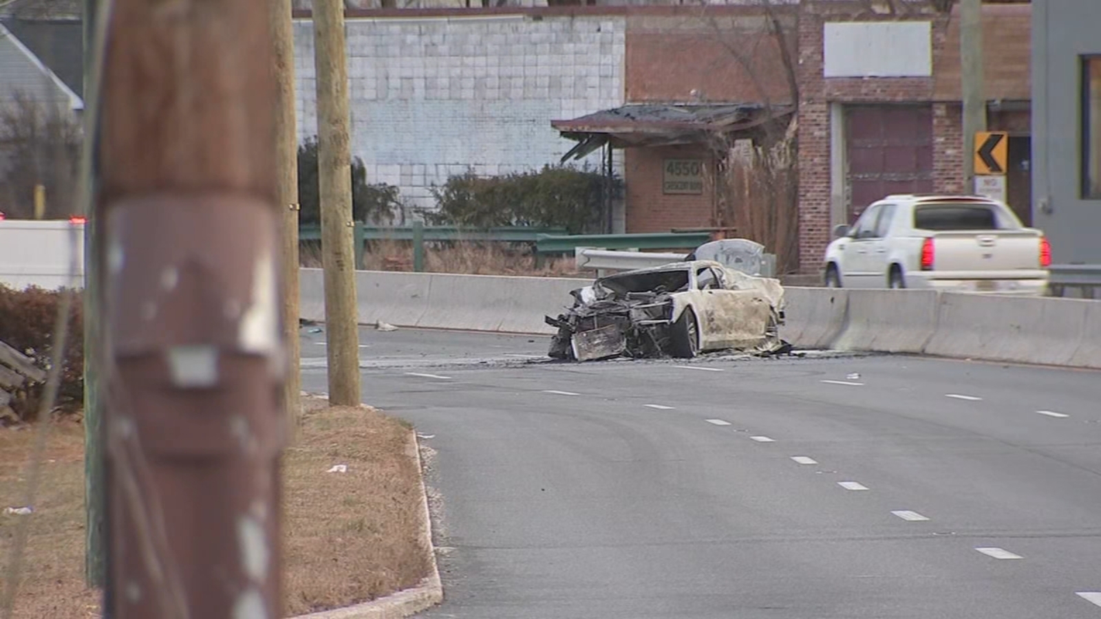 Route 130 SB closed near Federal Street after serious crash in