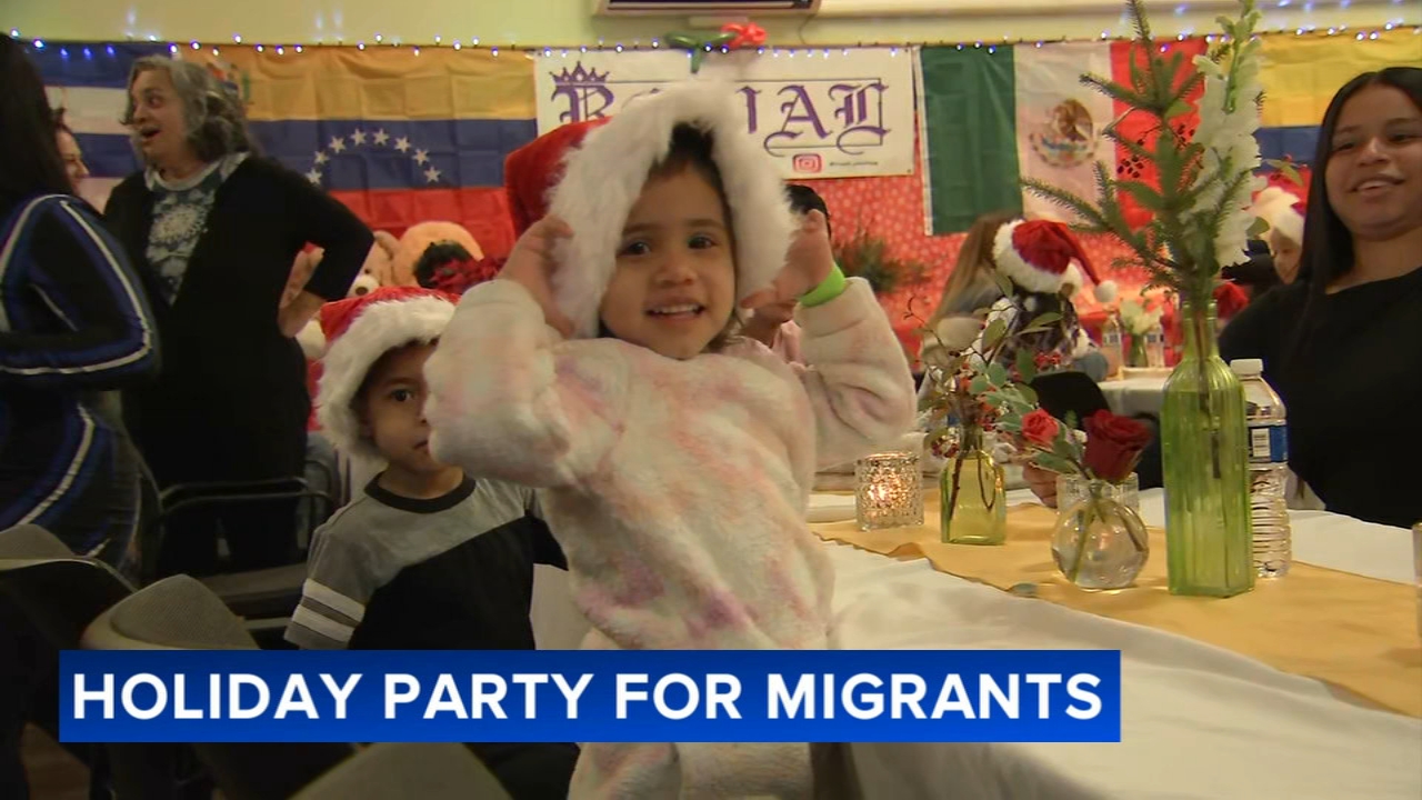 Oak Park throws holiday party for migrant families