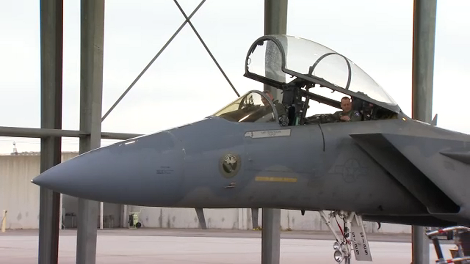 Valley fighter pilot ends decades-long career with final flight - Vimarsana News