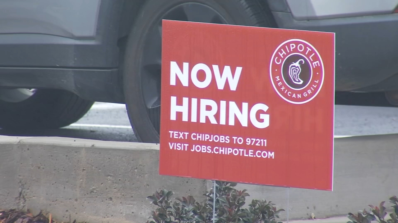 New Chipotle location with mobile order lane coming to Visalia