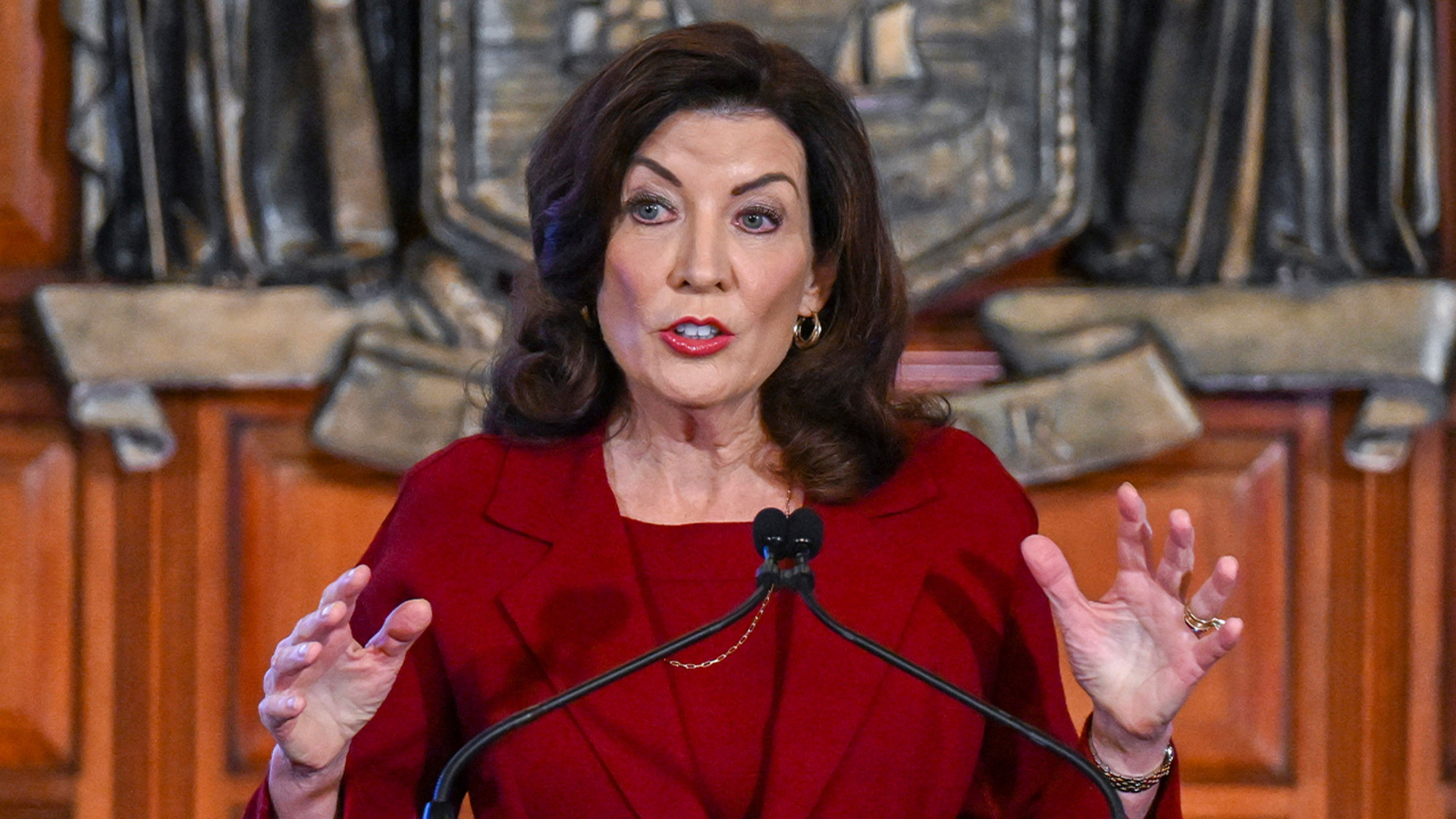 New York Governor Kathy Hochul vetoes bill that would ban noncompete agreements - Vimarsana News