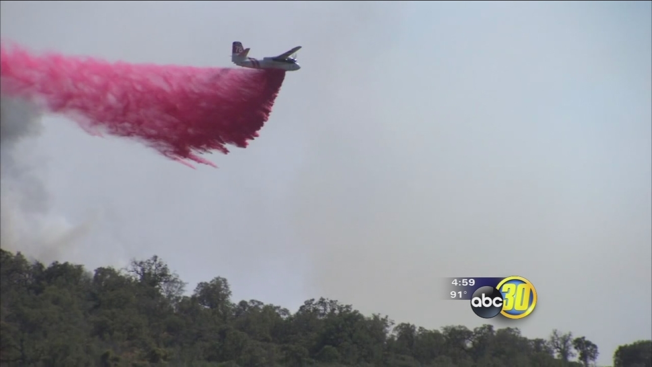 Wildfire burns 100 acres in Fresno County