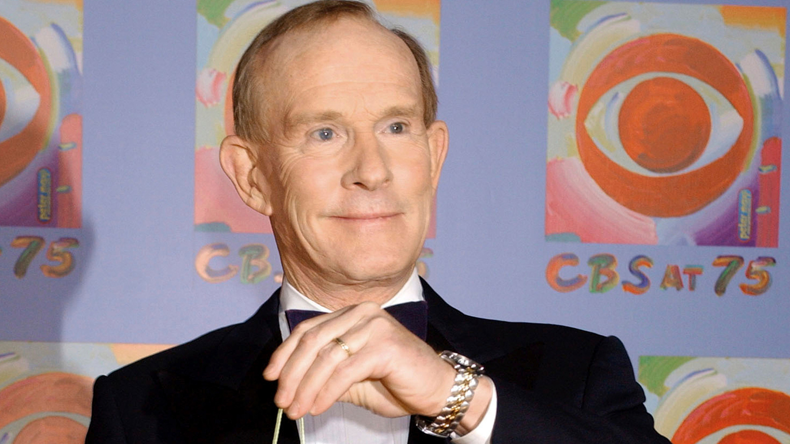 Tom Smothers death: Comedian Tom Smothers, brother to Dick Smothers of 'The Smothers Brothers Comedy Hour,' dies at 86 - Vimarsana News