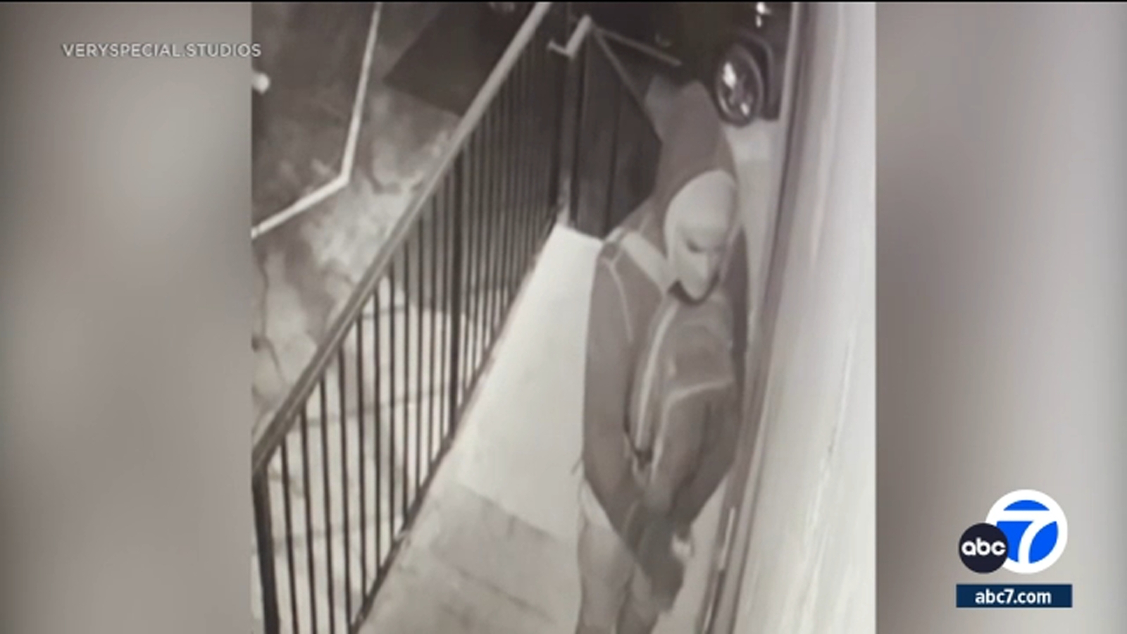 More than $120,000 worth of gear stolen from Tarzana recording studio - Vimarsana News