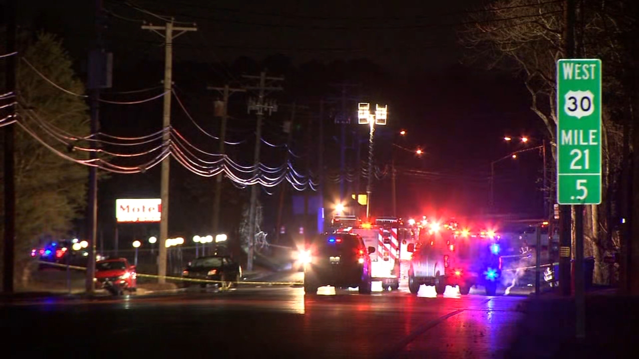 2 dead, 1 injured after being struck by car on White Horse Pike