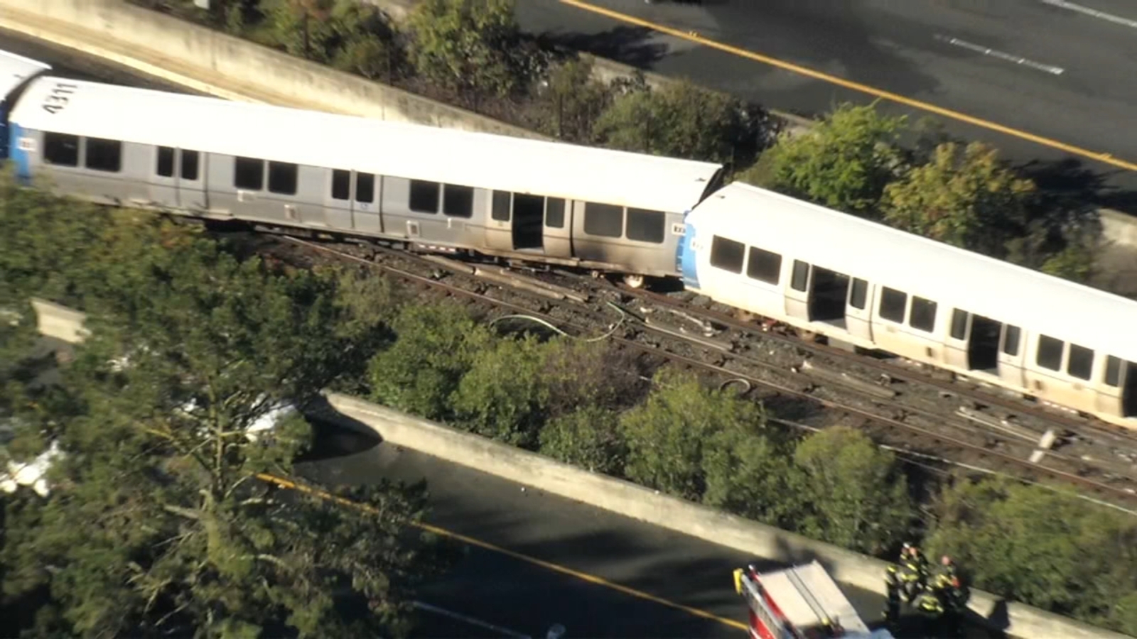 BART train partially derails, catches fire between Orinda and Lafayette stations, officials say - Vimarsana News
