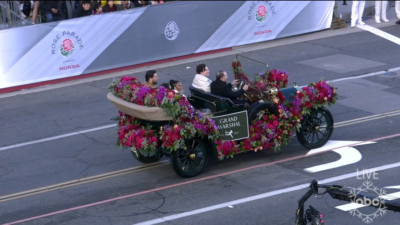 Fresno native Audra McDonald leads 135th Rose Parade as Grand Marshal