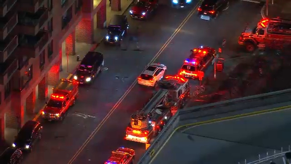 Small explosions and power outages reported on Roosevelt Island