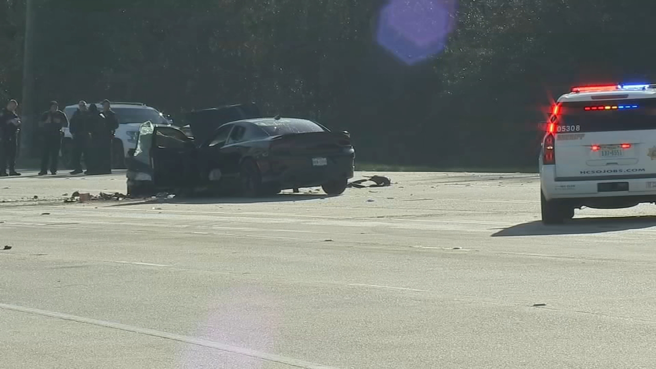 2 killed in head-on crash involving rideshare driver on Highway 249, sheriff says