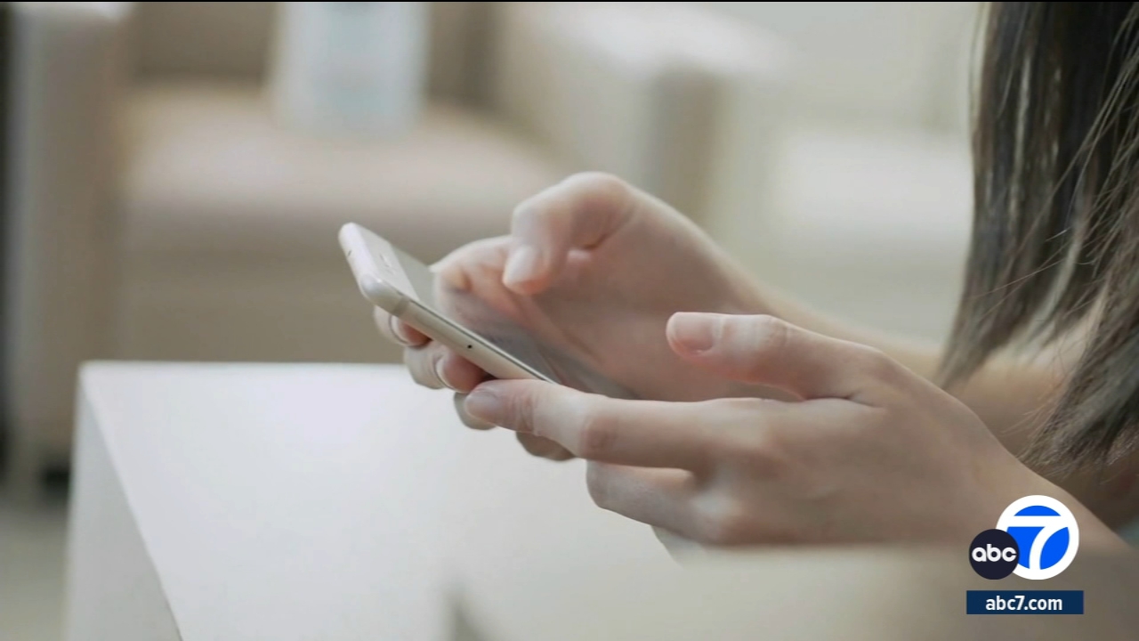 Social media detox could help your health in 2024