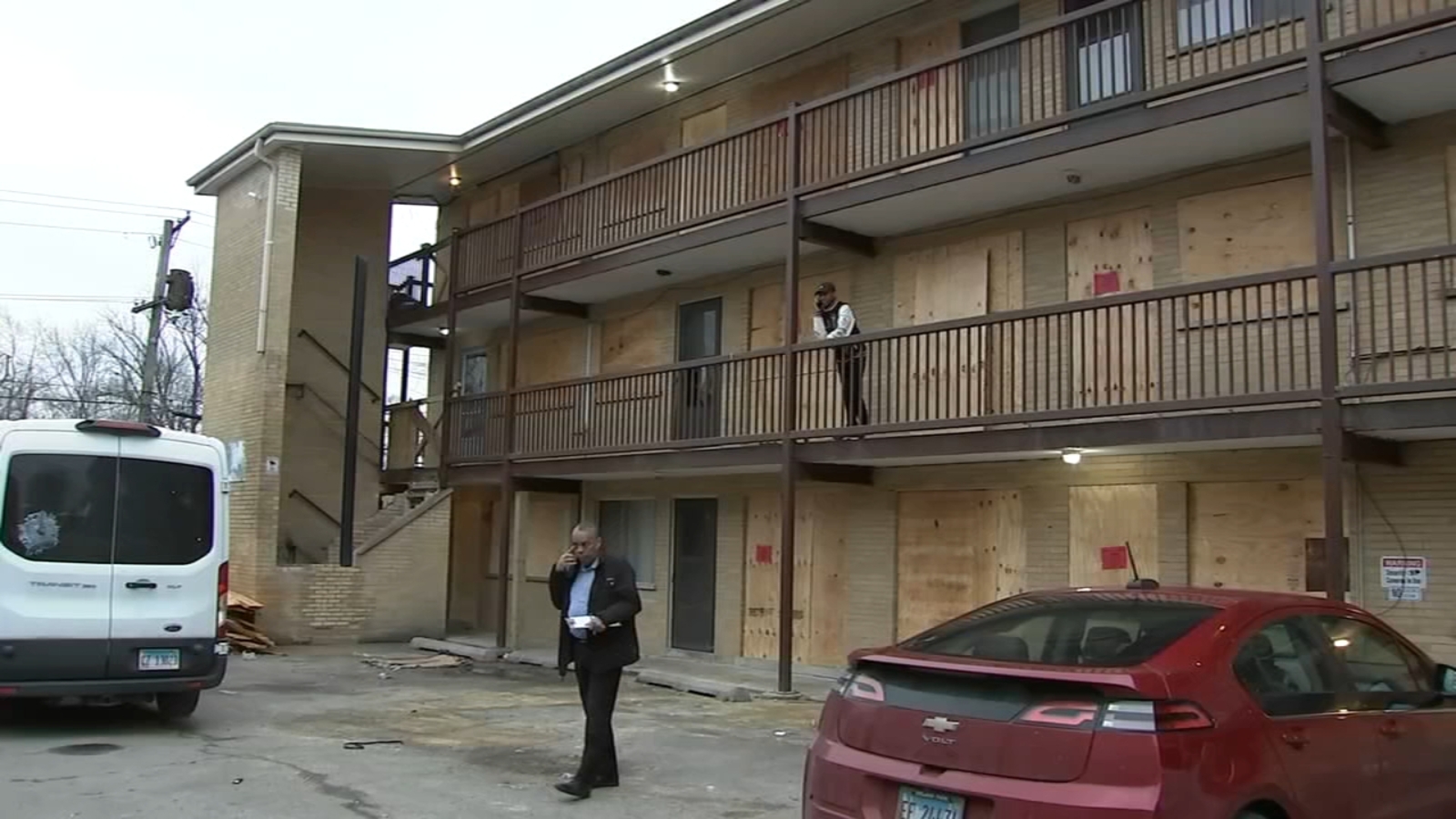 Harvey, Illinois apartments boarded up City council meets as mayor