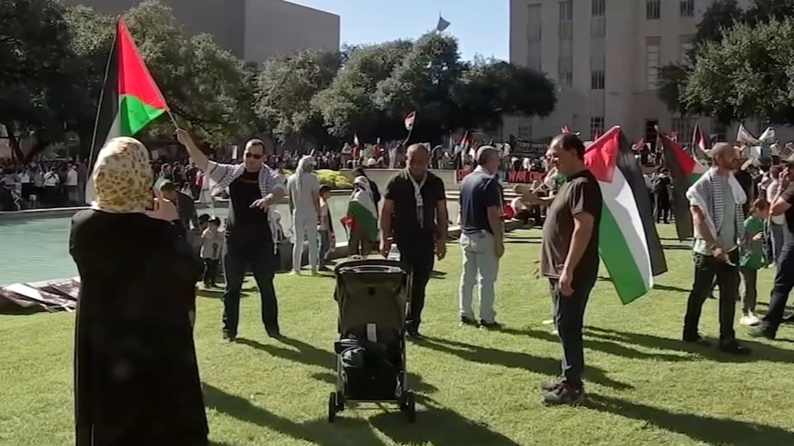 Israel-Hamas war: Palestinian Americans in Houston working tirelessly to get family out of war-torn Gaza to safety - Vimarsana News