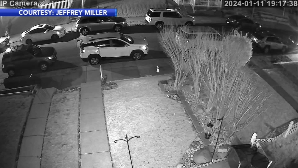 Video captures shootout during attempted robbery