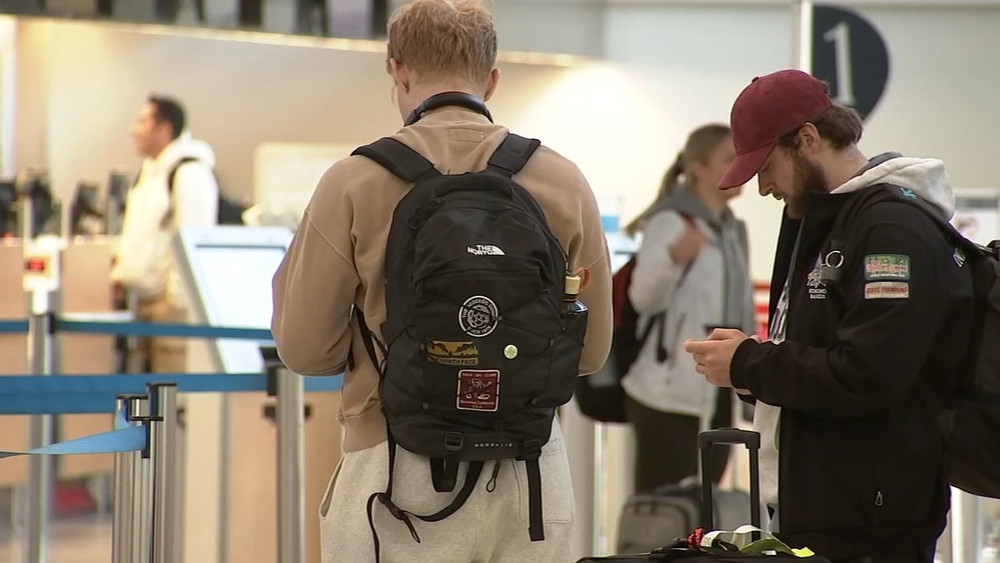 Eagles fans head to Florida ahead of playoff match against Buccaneers