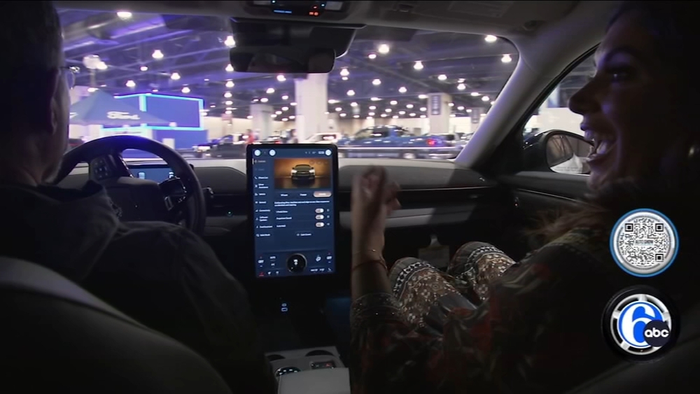 Ride and Drive + E-Track at the 2024 Philadelphia Auto Show 