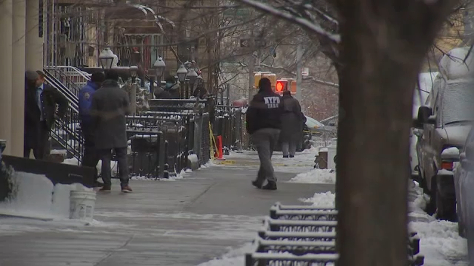 NYPD officers shot, injured in Brooklyn, NYC after responding to domestic call; suspect in custody - ABC7 New York